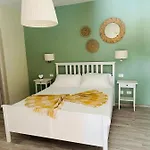 Blue Paradise Relax Con Piscina A Pochi Minuti Da Cagliari E Dal Mare B&B 4*