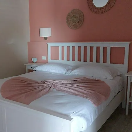 Bed and breakfast Blue Paradise Relax Con Piscina A Pochi Minuti Da Cagliari E Dal Mare Sant Isidoro (Sardinia)