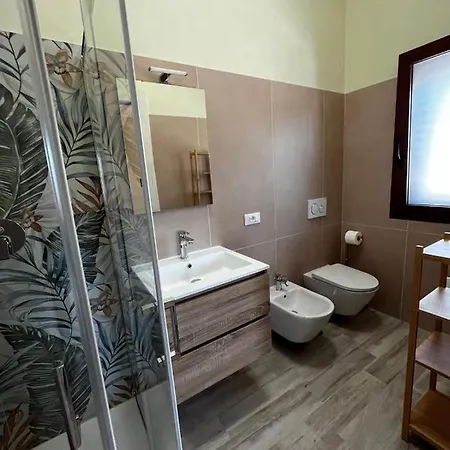 Blue Paradise Relax Con Piscina A Pochi Minuti Da Cagliari E Dal Mare 4*